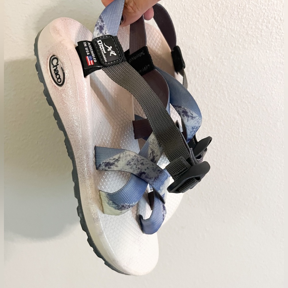 Chaco Limited Edition National Park Foundation sandal size 7 Cloud Blue